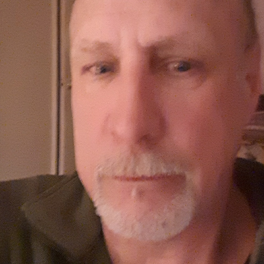 Meet your Posher, Lawrence